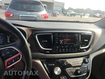 2018 Chrysler Pacifica Touring L 121.6" WB – miniatura 11