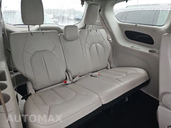 2018 Chrysler Pacifica Touring L 121.6" WB – miniatura 14
