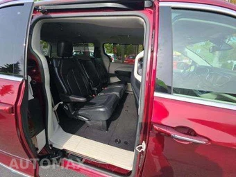 2018 Chrysler Pacifica Touring L 121.6" WB – miniatura 18