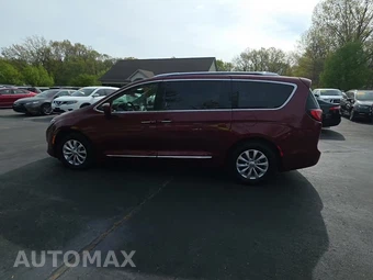 2018 Chrysler Pacifica Touring L 121.6" WB – miniatura 3