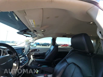 2018 Chrysler Pacifica Touring L 121.6" WB - miniatura 20