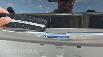 2018 Chrysler Pacifica Touring L 121.6" WB - miniatura 21