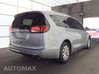 2018 Chrysler Pacifica Touring L 121.6" WB - miniatura 4