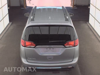 2018 Chrysler Pacifica Touring L 121.6" WB - miniatura 5