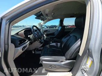 2018 Chrysler Pacifica Touring L 121.6" WB - miniatura 7