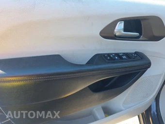 2018 Chrysler Pacifica Touring L 121.6" WB – miniatura 9