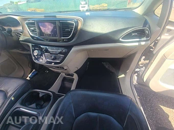2018 Chrysler Pacifica Touring L 121.6" WB – miniatura 20