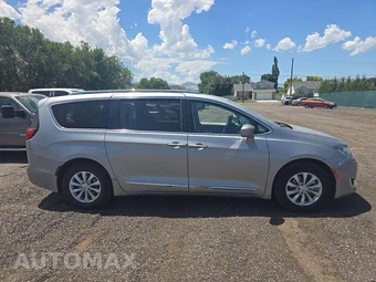2018 Chrysler Pacifica Touring L 121.6" WB – miniatura 4