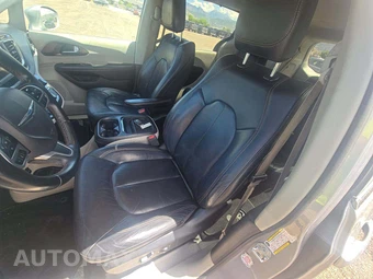 2018 Chrysler Pacifica Touring L 121.6" WB – miniatura 6