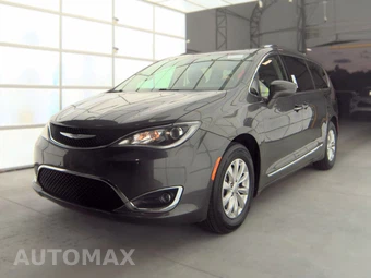 2018 Chrysler Pacifica Touring L 121.6" WB