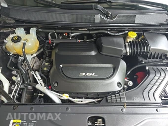 2018 Chrysler Pacifica Touring L 121.6" WB – miniatura 16