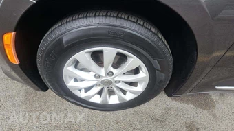 2018 Chrysler Pacifica Touring L 121.6" WB – miniatura 37