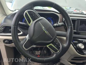2018 Chrysler Pacifica Touring L 121.6" WB – miniatura 10