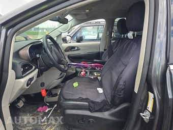 2018 Chrysler Pacifica Touring L 121.6" WB – miniatura 7