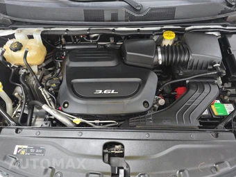 2018 Chrysler Pacifica Touring L 121.6" WB – miniatura 16