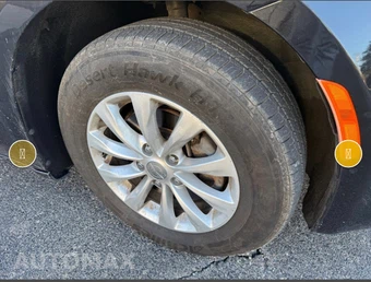 2018 Chrysler Pacifica Touring L 121.6" WB - miniatura 21