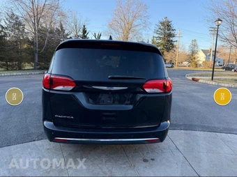 2018 Chrysler Pacifica Touring L 121.6" WB - miniatura 4