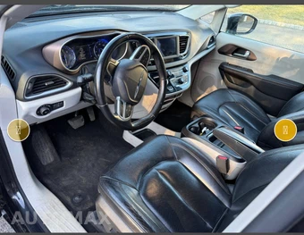 2018 Chrysler Pacifica Touring L 121.6" WB - miniatura 6