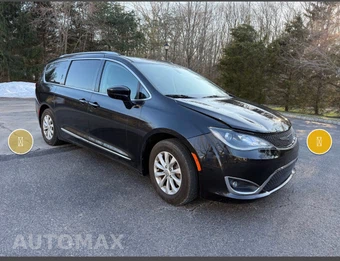 2018 Chrysler Pacifica Touring L 121.6" WB - miniatura 7