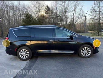 2018 Chrysler Pacifica Touring L 121.6" WB - miniatura 8