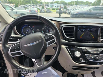 2018 Chrysler Pacifica Touring L Plus 121.6" WB – miniatura 10