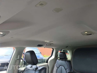 2018 Chrysler Pacifica Touring L Plus 121.6" WB – miniatura 11