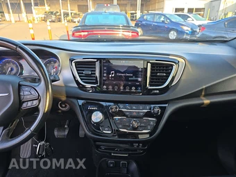 2018 Chrysler Pacifica Touring L Plus 121.6" WB – miniatura 11
