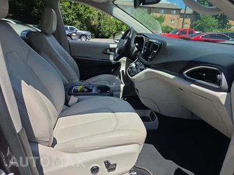 2018 Chrysler Pacifica Touring L Plus 121.6" WB - miniatura 19