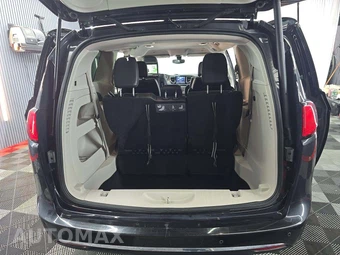 2018 Chrysler Pacifica Touring L Plus 121.6" WB - miniatura 12