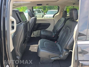2018 Chrysler Pacifica Touring L Plus 121.6" WB - miniatura 10
