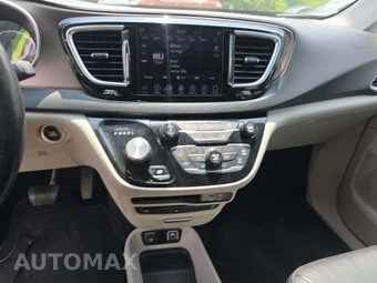 2018 Chrysler Pacifica Touring L Plus 121.6" WB - miniatura 7