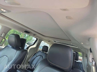 2018 Chrysler Pacifica Touring L Plus 121.6" WB - miniatura 8