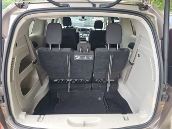 2018 Chrysler Pacifica Touring Plus 121.6" WB – miniatura 17