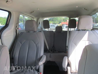 2018 Chrysler Pacifica Touring Plus 121.6" WB - miniatura 10