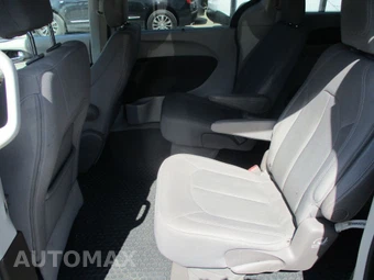 2018 Chrysler Pacifica Touring Plus 121.6" WB - miniatura 19