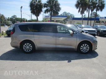 2018 Chrysler Pacifica Touring Plus 121.6" WB - miniatura 5