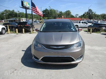 2018 Chrysler Pacifica Touring Plus 121.6" WB - miniatura 7