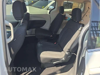 2018 Chrysler Pacifica Touring Plus 121.6" WB – miniatura 13