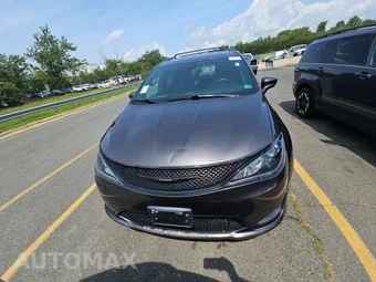 2018 Chrysler Pacifica Touring Plus 121.6" WB – miniatura 2