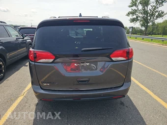 2018 Chrysler Pacifica Touring Plus 121.6" WB – miniatura 5