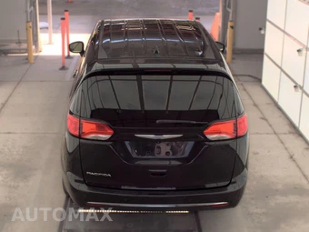 2018 Chrysler Pacifica Touring Plus 121.6" WB – miniatura 5