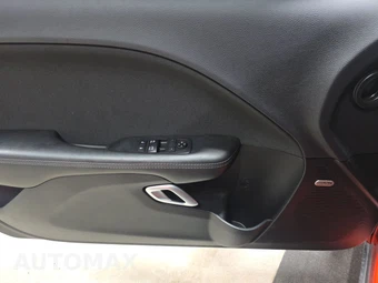 2018 Dodge Challenger 392 HEMI Scat Pack Shaker - miniatura 9