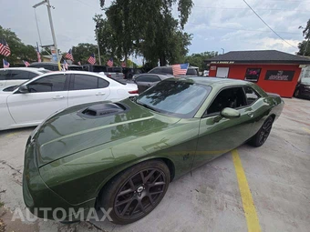 2018 Dodge Challenger 392 HEMI Scat Pack Shaker