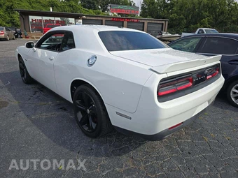 2018 Dodge Challenger R/T - miniatura 2