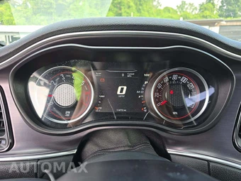 2018 Dodge Challenger R/T - miniatura 9