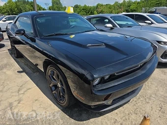 2018 Dodge Challenger R/T Plus – miniatura 3