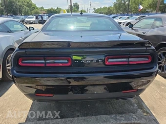 2018 Dodge Challenger R/T Plus – miniatura 5