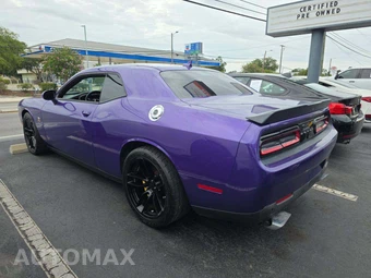 2018 Dodge Challenger R/T Scat Pack – miniatura 2