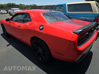 2018 Dodge Challenger SXT – miniatura 2