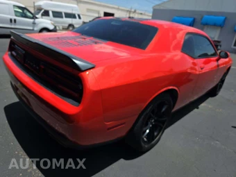 2018 Dodge Challenger SXT – miniatura 3
